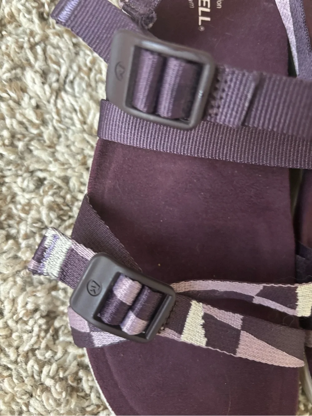 Merrell Women's burgundy district 3 Patterned Strap Outdoor Sandals nwot  sz 10
